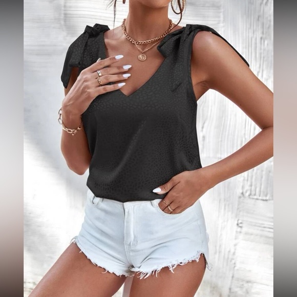 Boho Leopard Print Satin Sleeveless Blouse - Picture 8 of 16